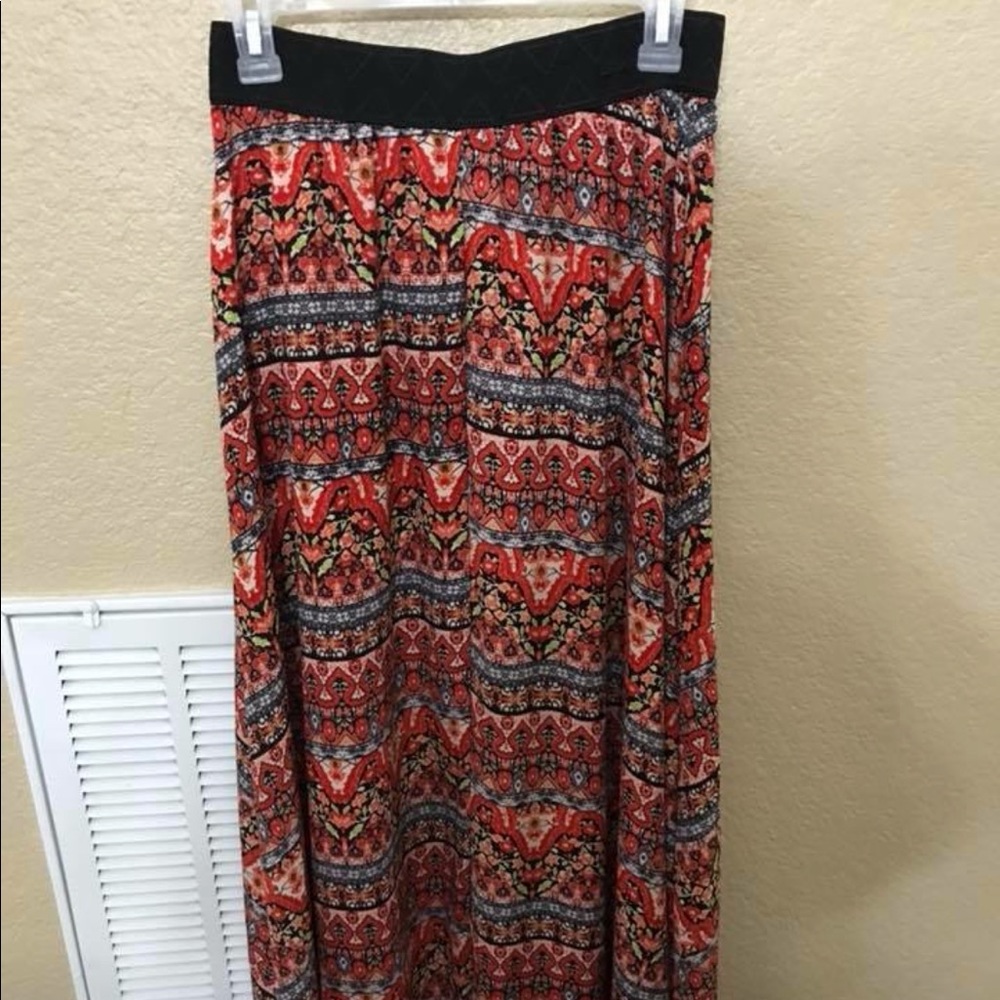 Lularoe skirt